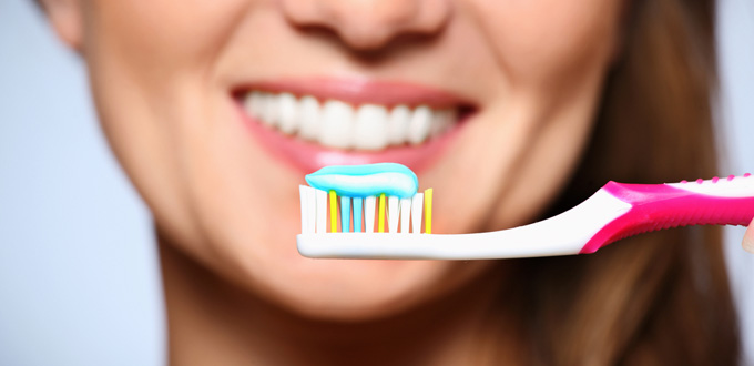 How To Brush Your Teeth Correctly