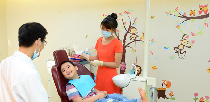 ĐỂ TRẺ KHÔNG SỢ NHA SĨ