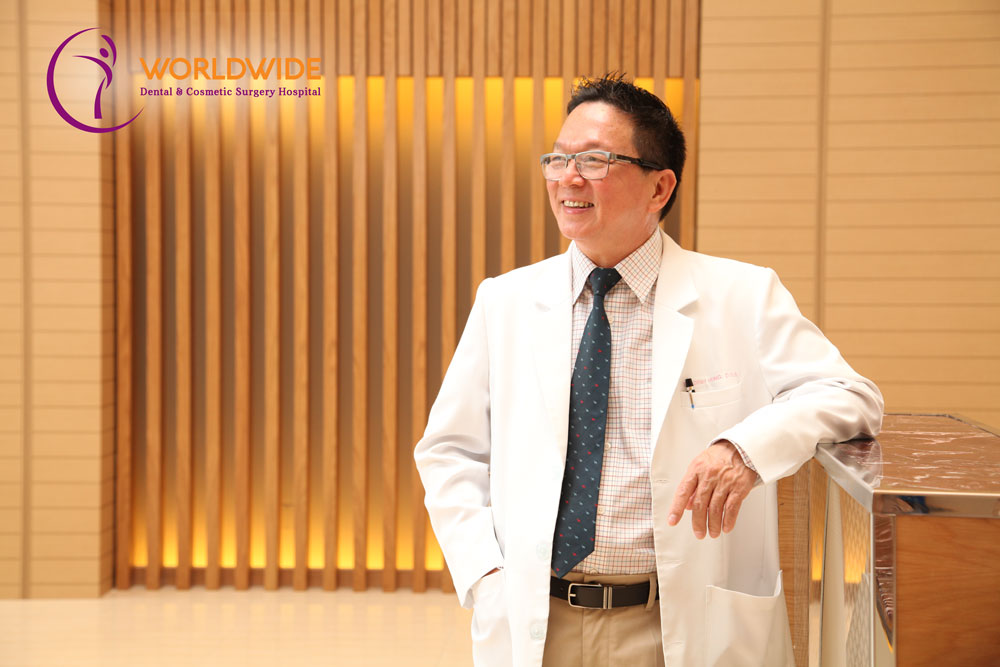 Tiến sĩ, bác sĩ Đỗ Đình Hùng cho biết hạnh phúc khi chia sẻ giải pháp cho người mất răng toàn hàm tìm lại nụ cười