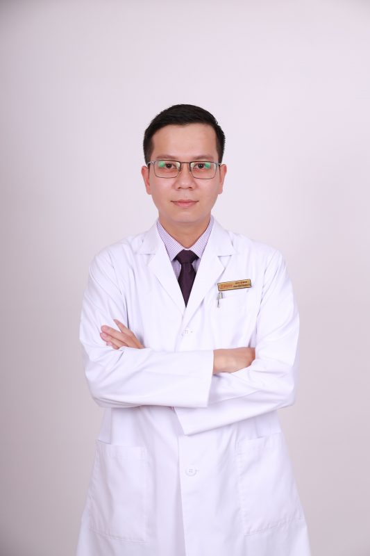 Trải nghiệm kỹ thuật cấy ghép Implant tại Dr Hùng
